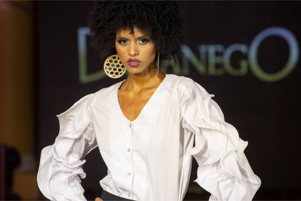 ARETES de CUERO Panal Circular