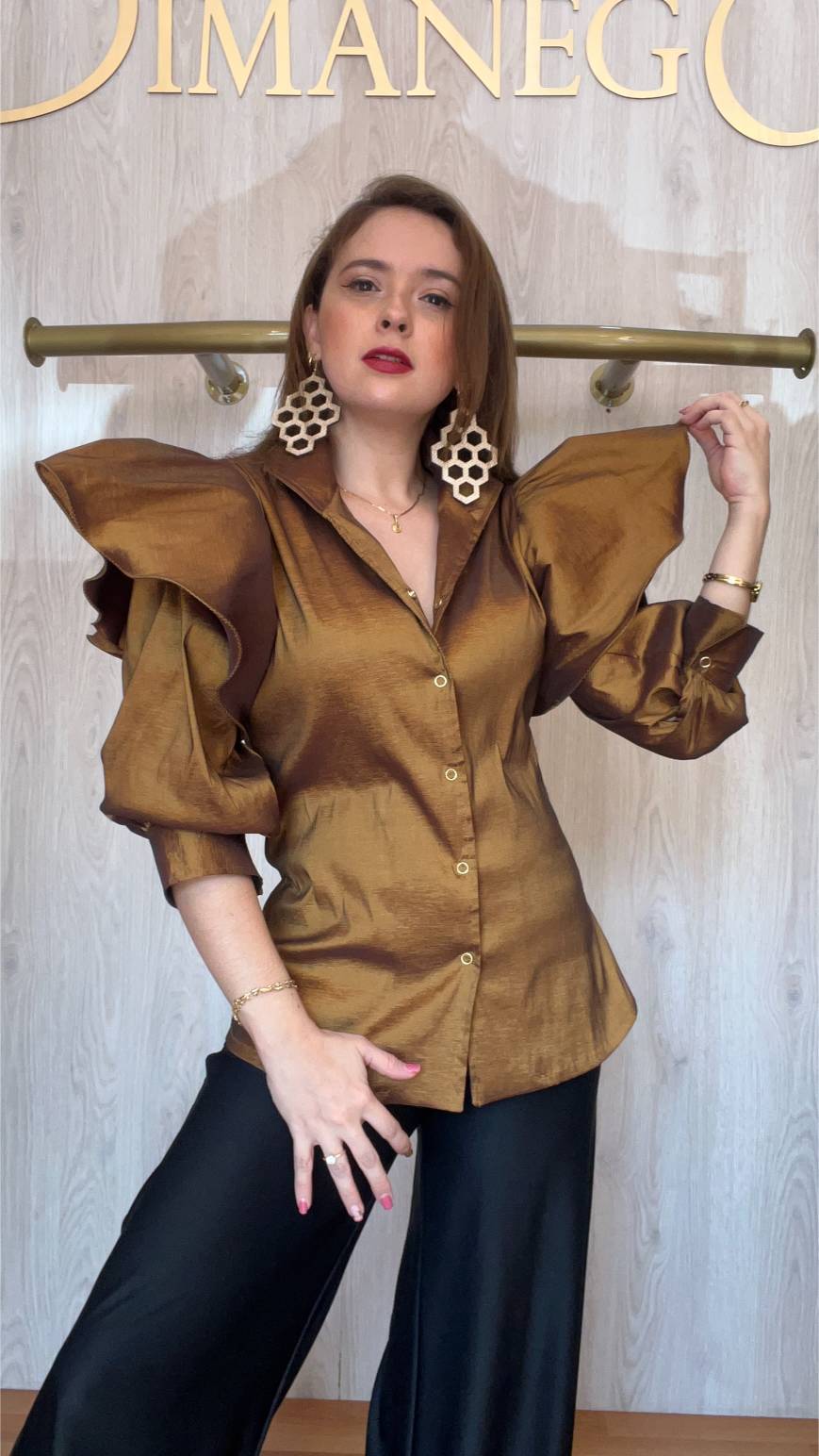 BLUSA QUEEN BEE Tafeta